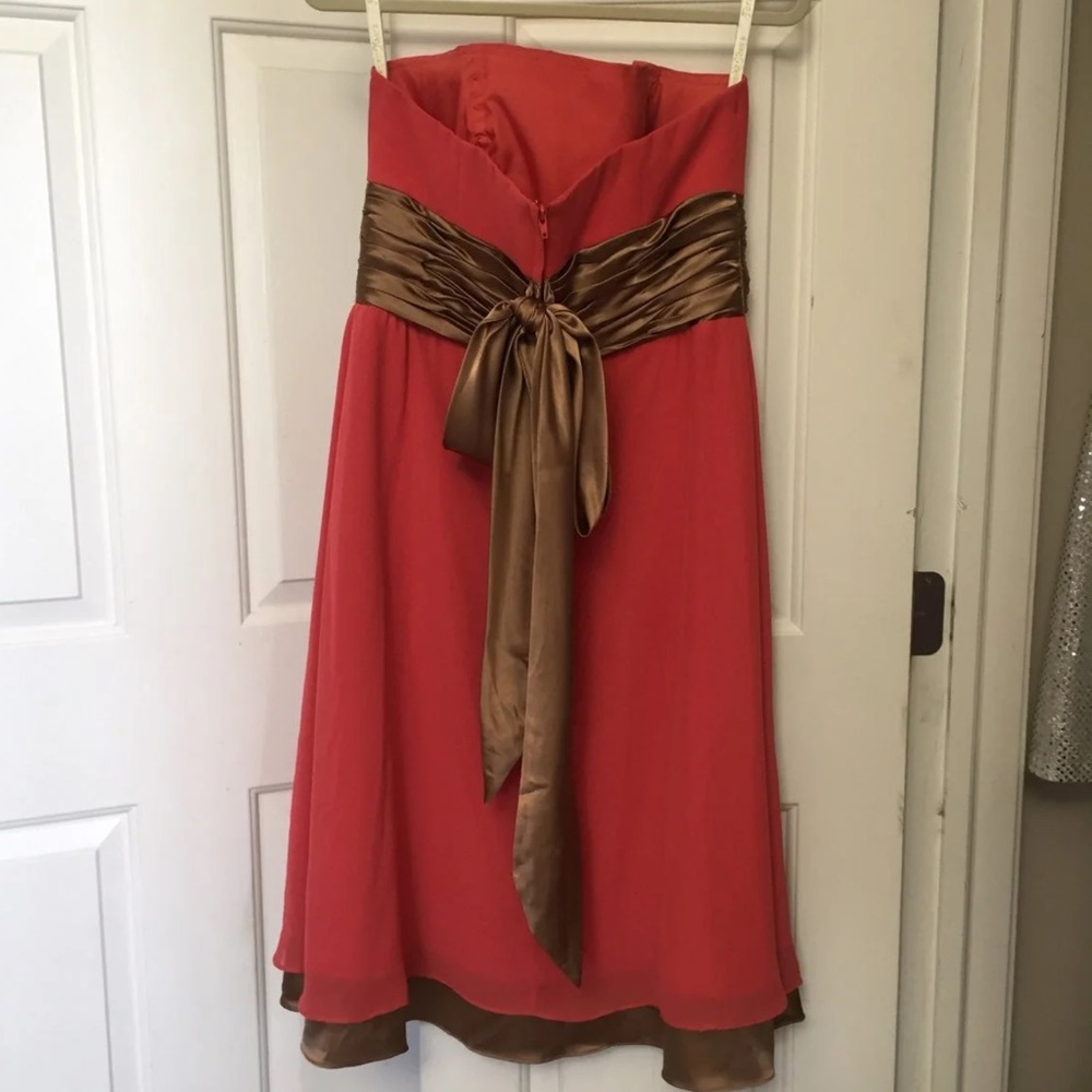 Dress - Picture 2 of 2